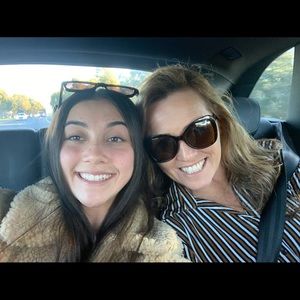 Meet your Posher, Nichole